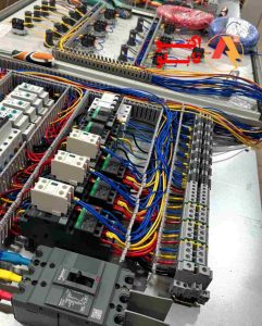 تعمیر اصولی تابلو برق موتورخانه
